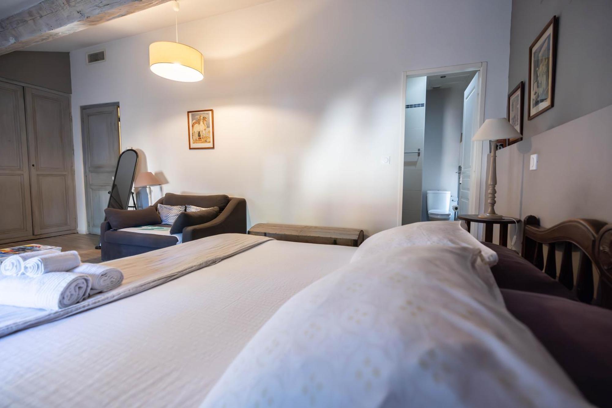Domaine Castell De Bles Bed & Breakfast Saint-Genis-des-Fontaines Phòng bức ảnh