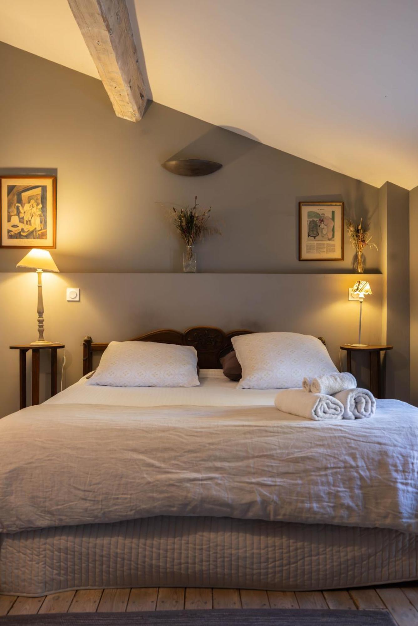 Domaine Castell De Bles Bed & Breakfast Saint-Genis-des-Fontaines Phòng bức ảnh